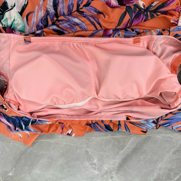 Women’s Liz Claiborne Floral Ruffle Ruched Padded One Piece Swimsuit Size 12 - Picture 10 of 16